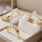 You Can't Go Wrong With Pearl Jewelry In A Gift Box!