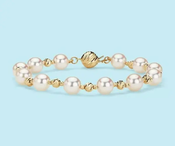 Akoya Pearl Jewelry Guide from Https://Www.Bluenile.Com/Education/Pearl/Akoya-Pearls